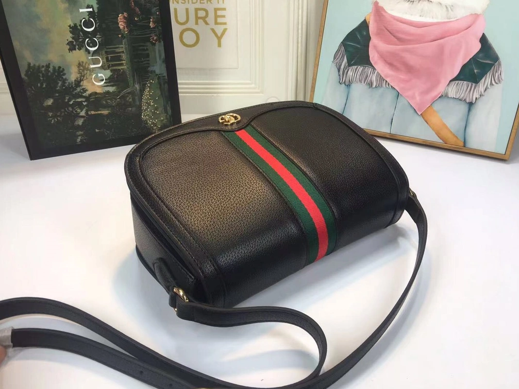 Refined 1310 Gucci AAA Quality Messenger Bags
