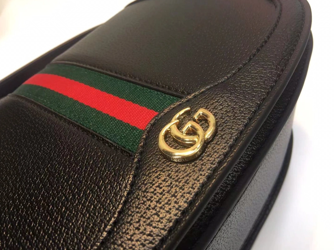 Refined 1310 Gucci AAA Quality Messenger Bags