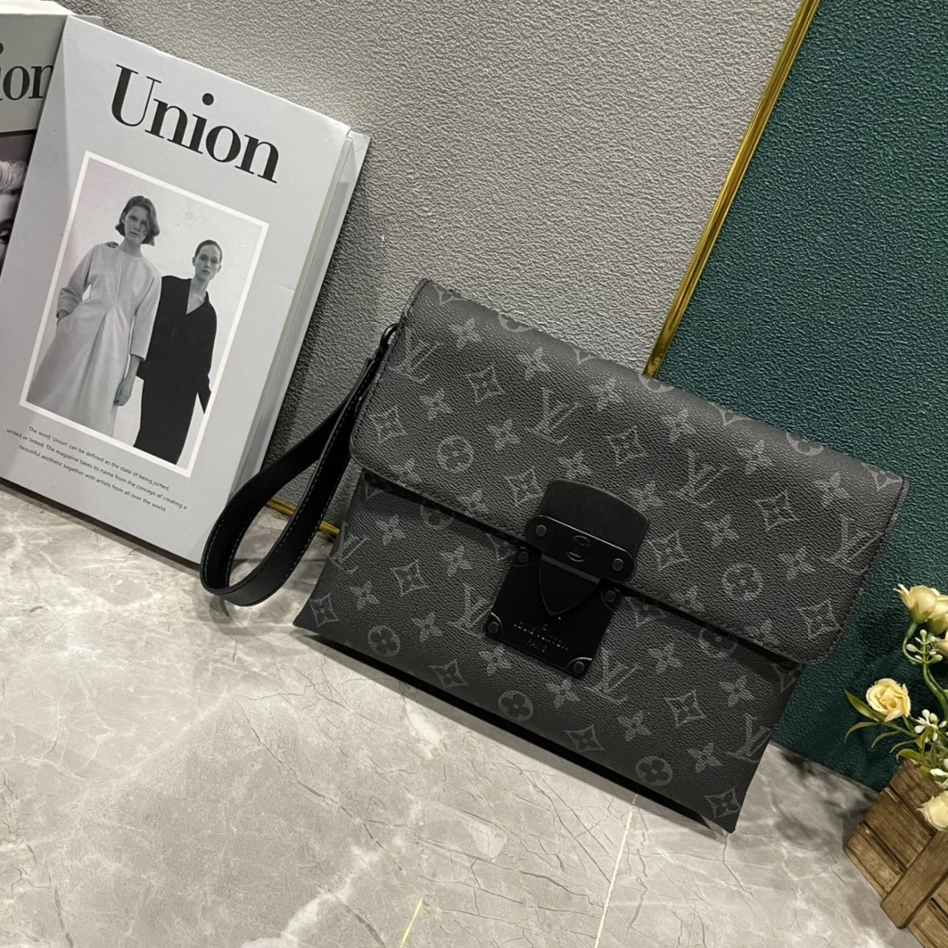 Refined 1378 Louis Vuitton AAA Man Wallets