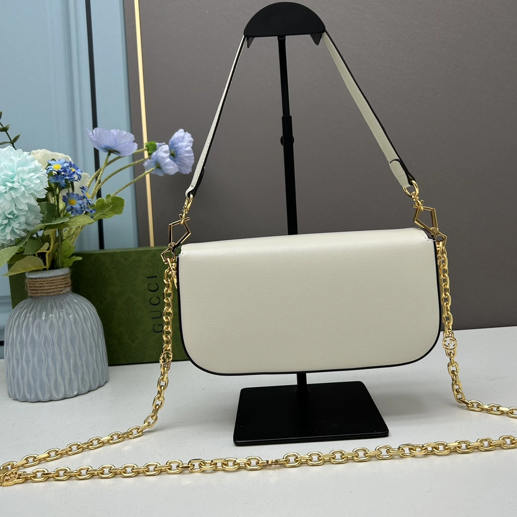 Refined 1382 Gucci AAA Quality Messenger Bags For Women