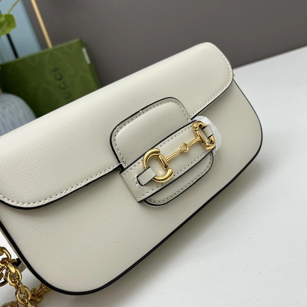 Refined 1382 Gucci AAA Quality Messenger Bags For Women