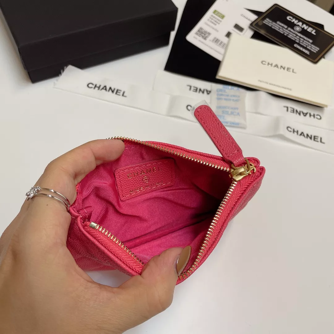 Refined 1678 Chanel Wallets