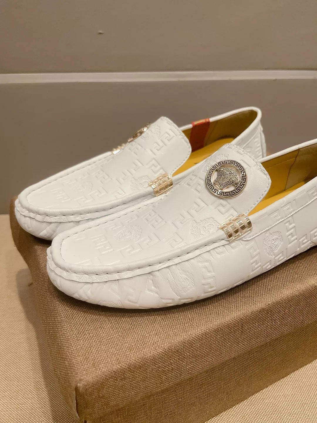 Refined 1695 Versace Leather Shoes For Men