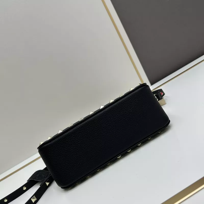 Refined 178 Valentino AAA Quality Messenger Bags For Women