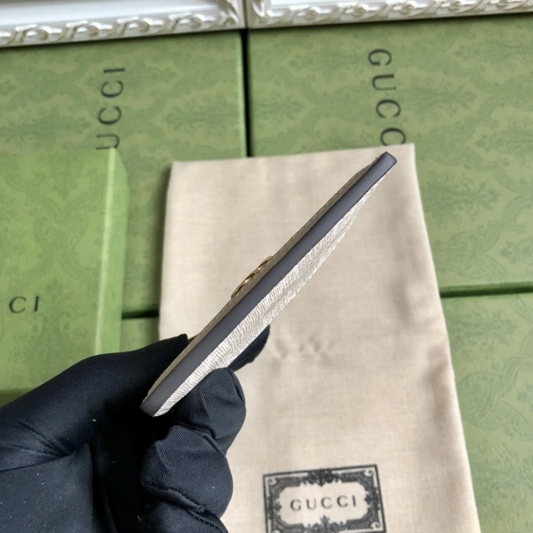 Refined 2029 Gucci AAA Quality Card Case