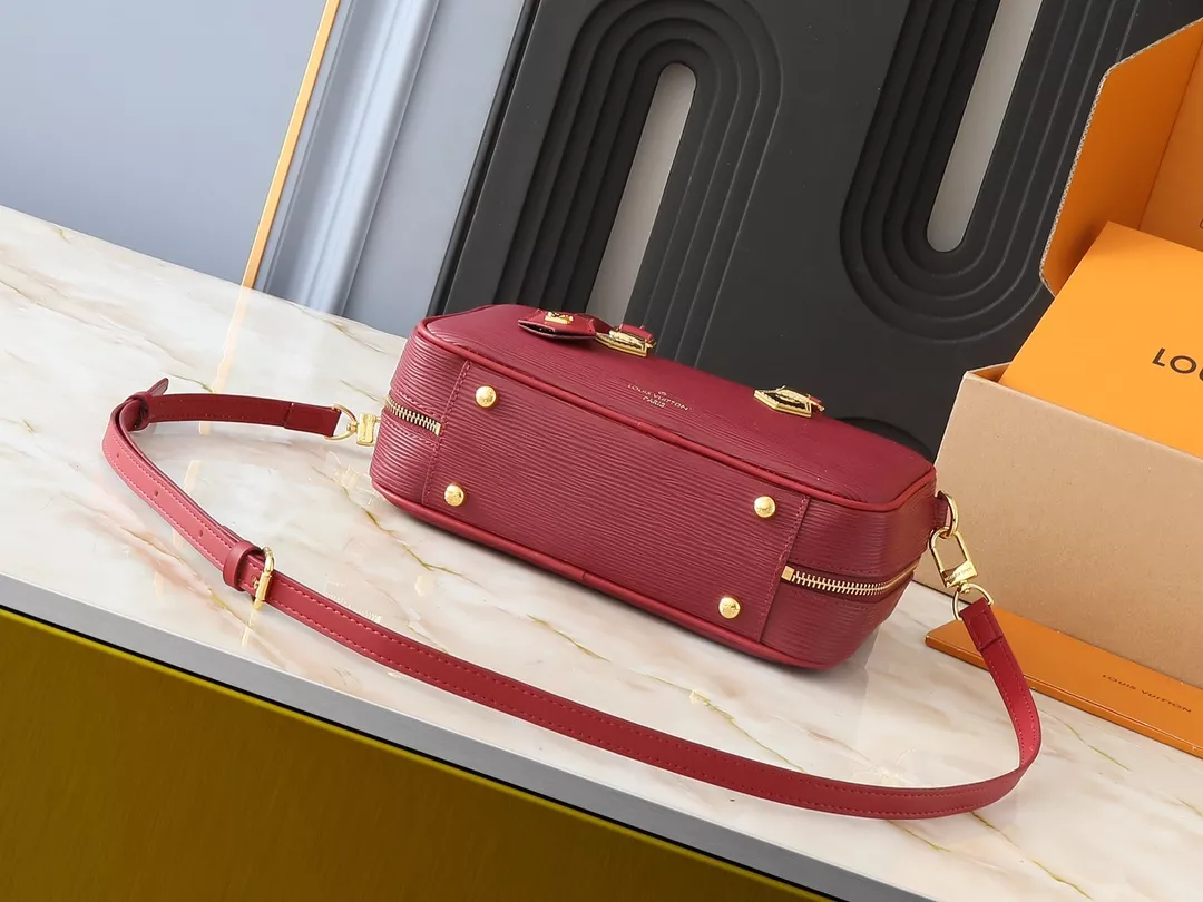 Refined 2030 Louis Vuitton AAA Quality Handbags For Women