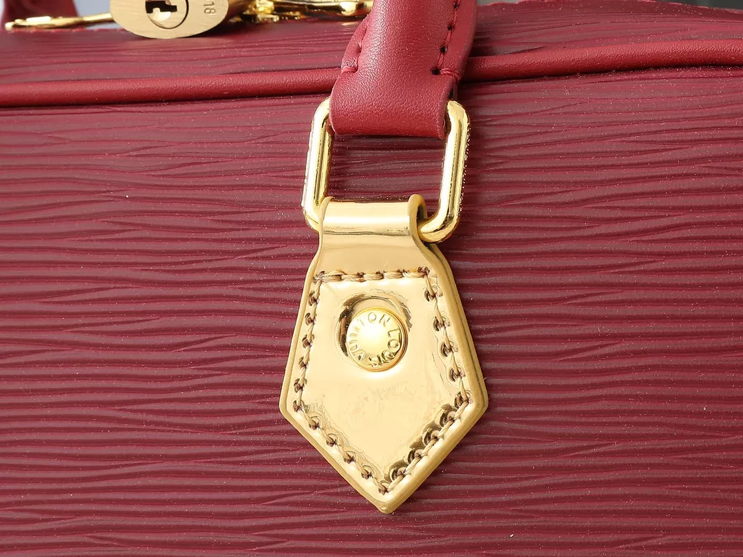 Refined 2030 Louis Vuitton AAA Quality Handbags For Women