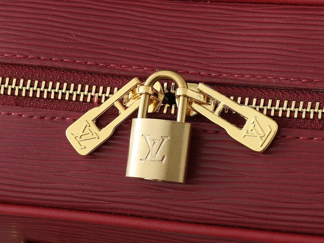 Refined 2030 Louis Vuitton AAA Quality Handbags For Women