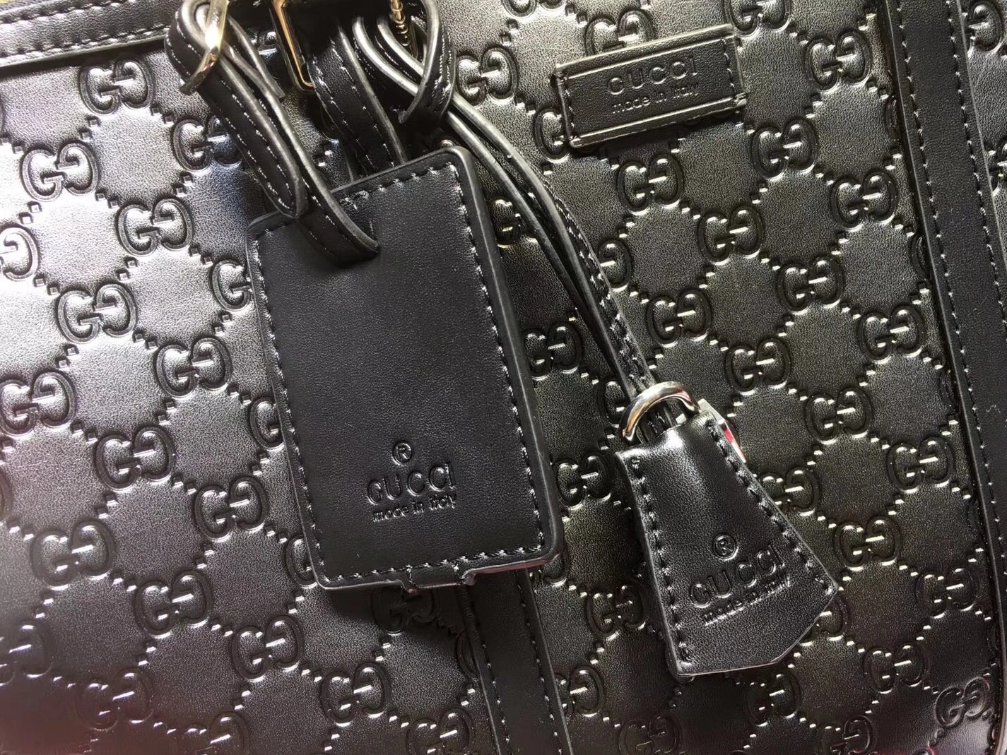 Refined 2138 Gucci AAA Quality Travel Bags