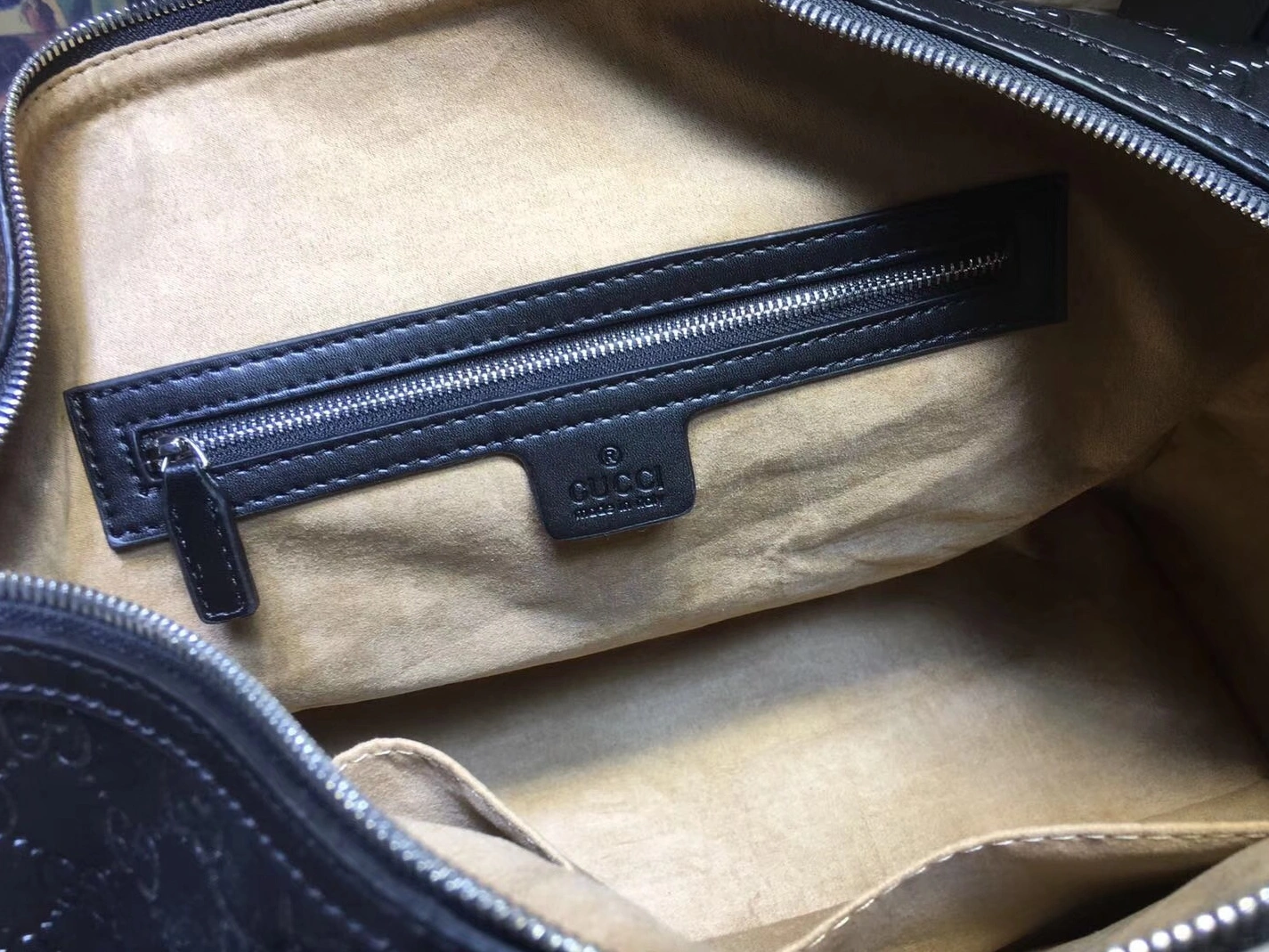 Refined 2138 Gucci AAA Quality Travel Bags