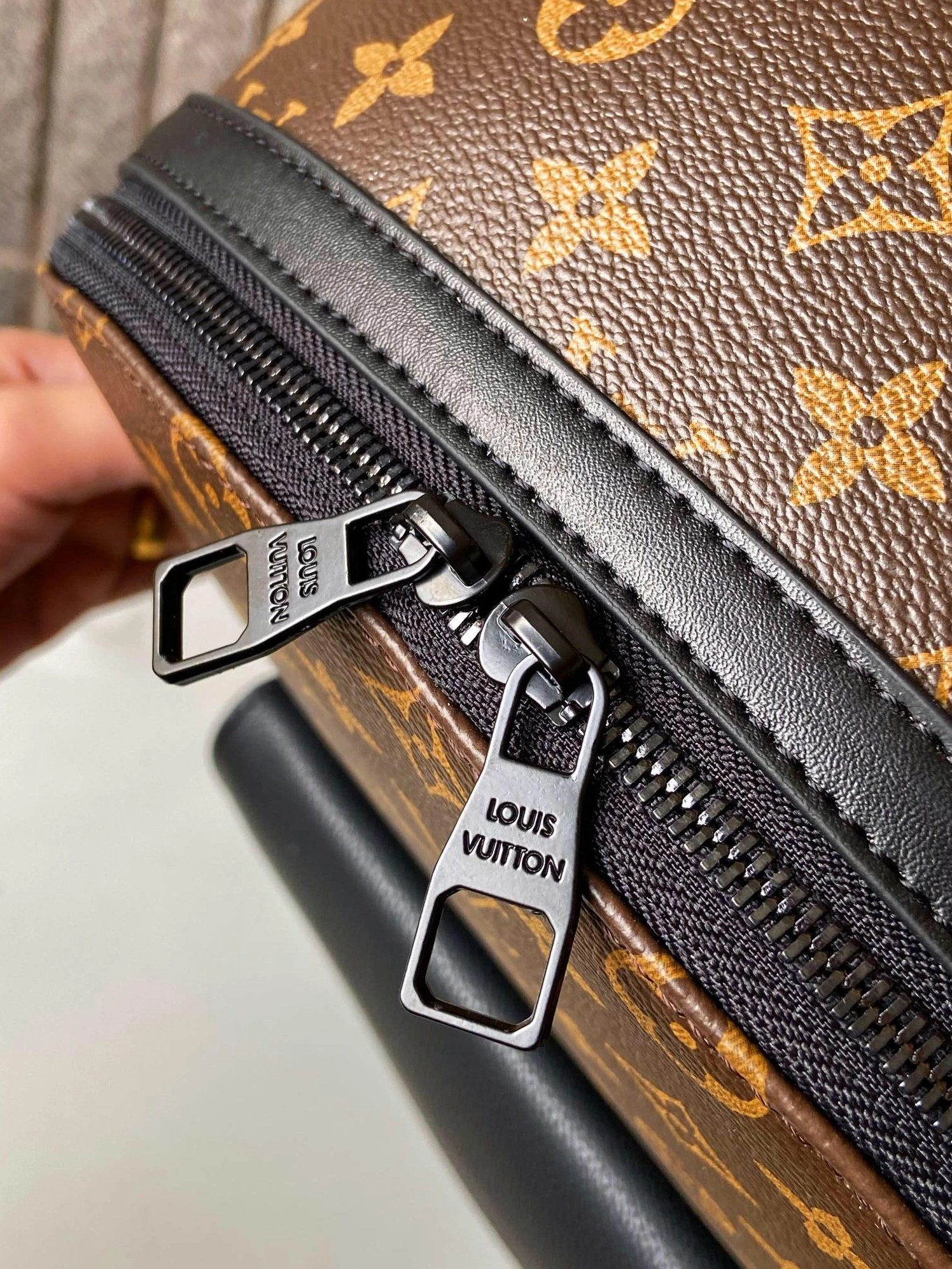 Refined 2283 Louis Vuitton LV AAA Man Backpacks