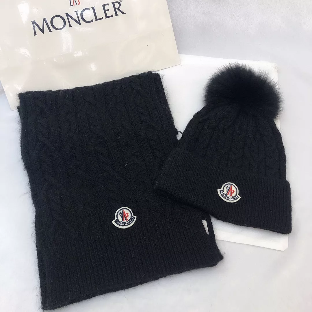 Refined 230 Moncler Hat and Scarf Set
