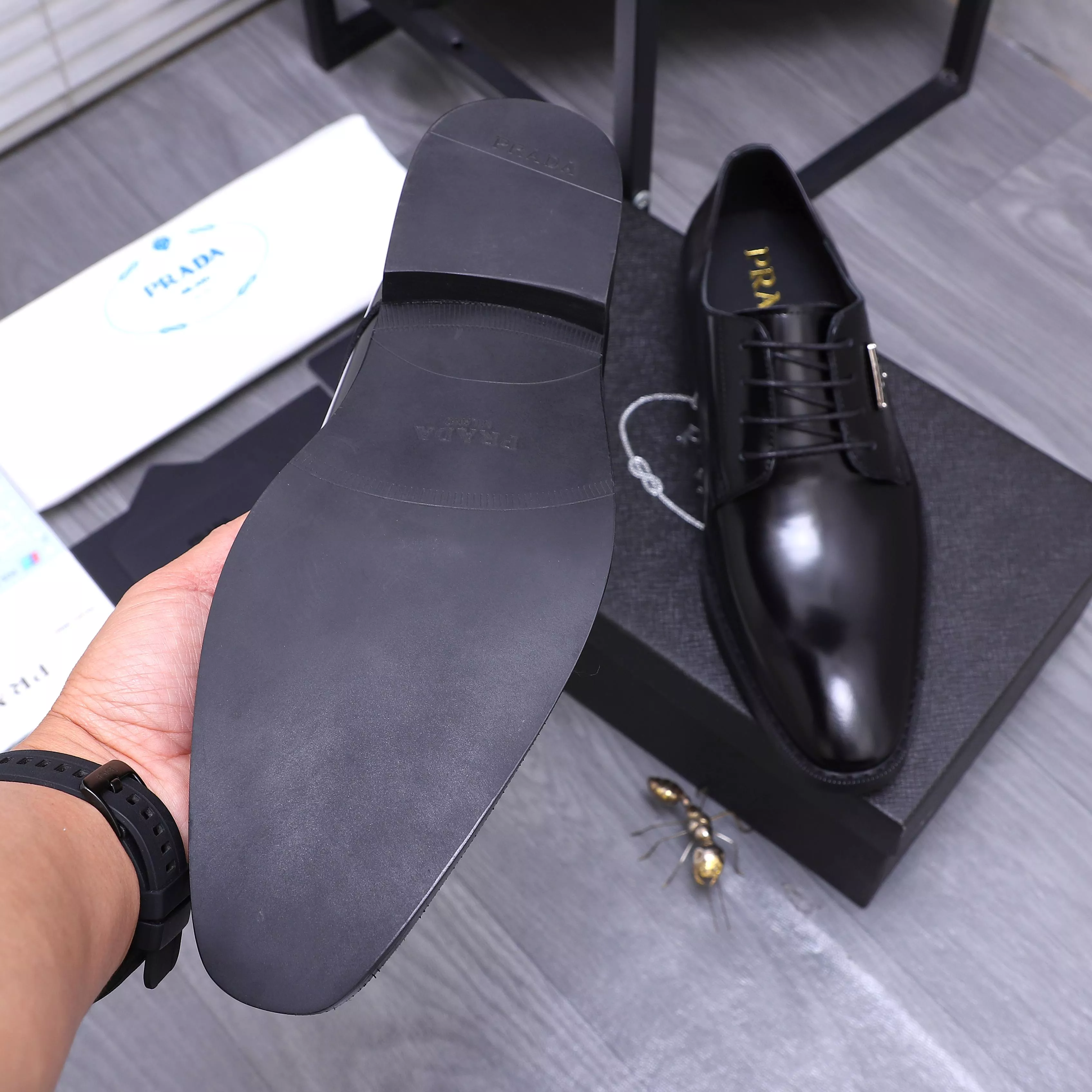 Refined 241 Prada Leather Shoes For Men