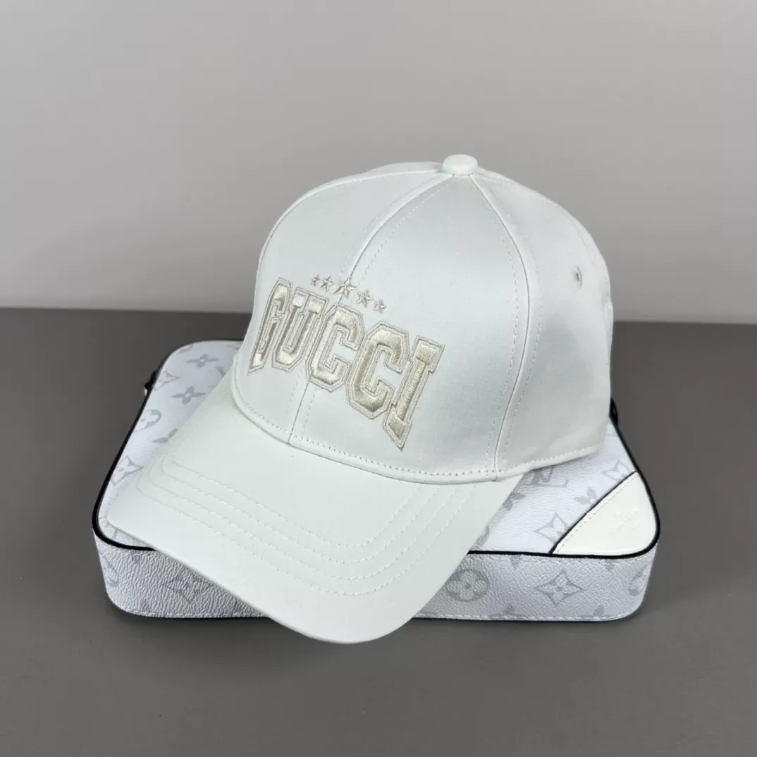 Refined 2485 Gucci Caps