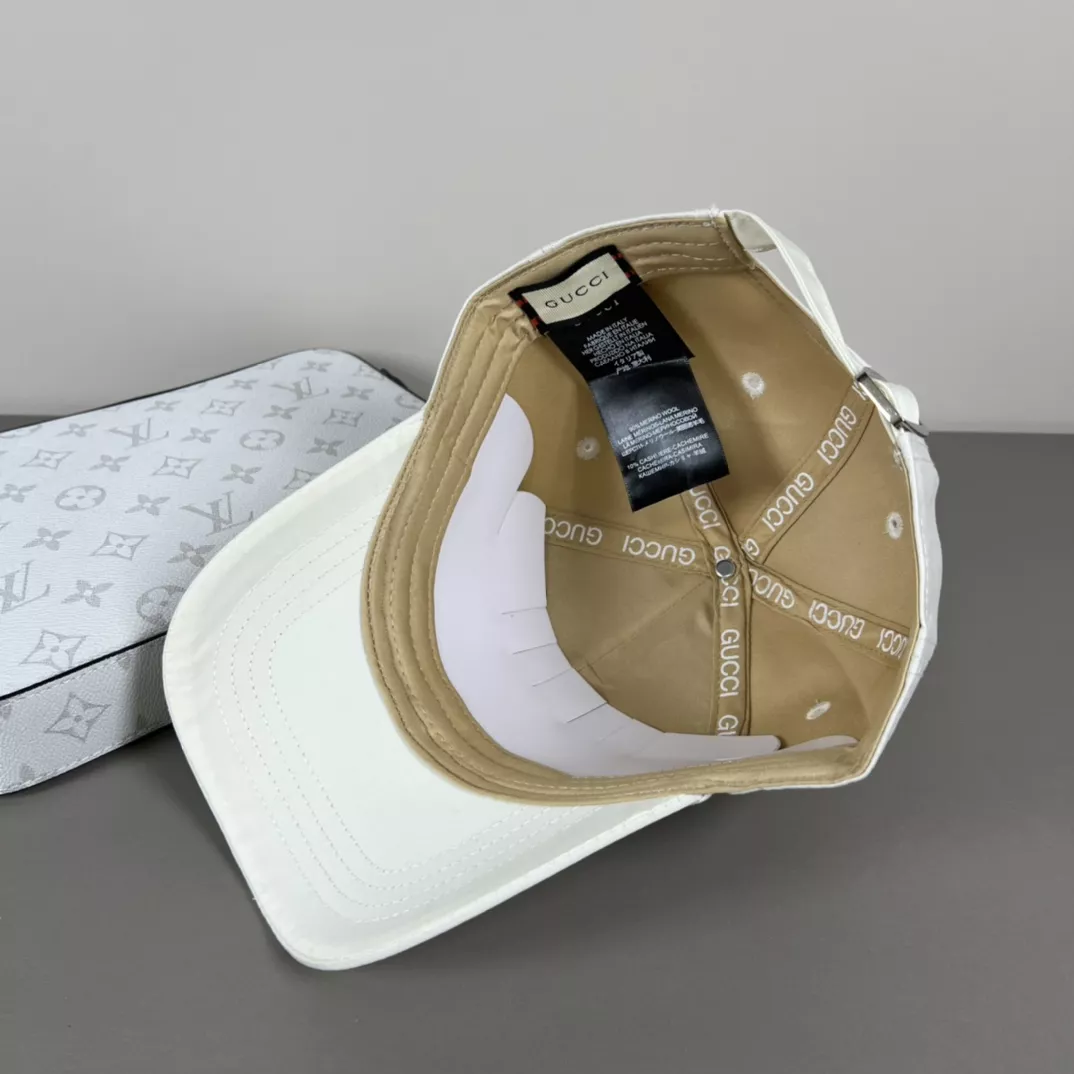 Refined 2485 Gucci Caps