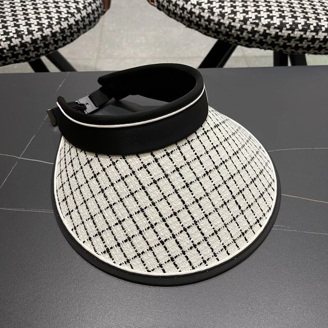 Refined 2959 Balenciaga Caps