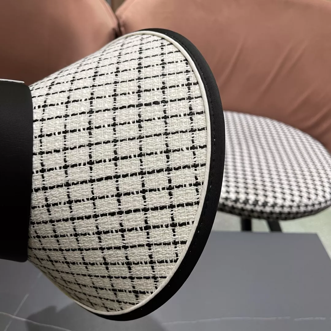 Refined 2959 Balenciaga Caps