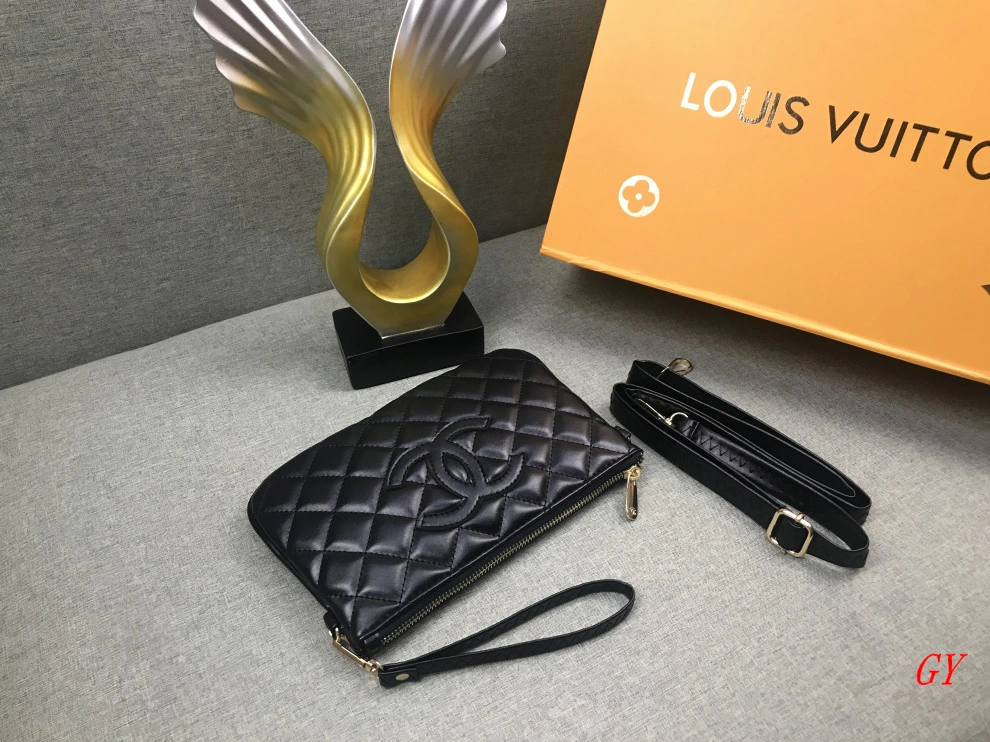 Refined 300 Chanel Wallets For Women