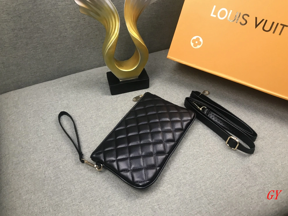 Refined 300 Chanel Wallets For Women