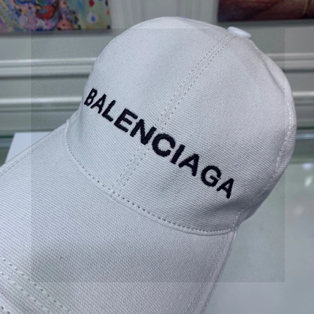 Refined 3144 Balenciaga Caps