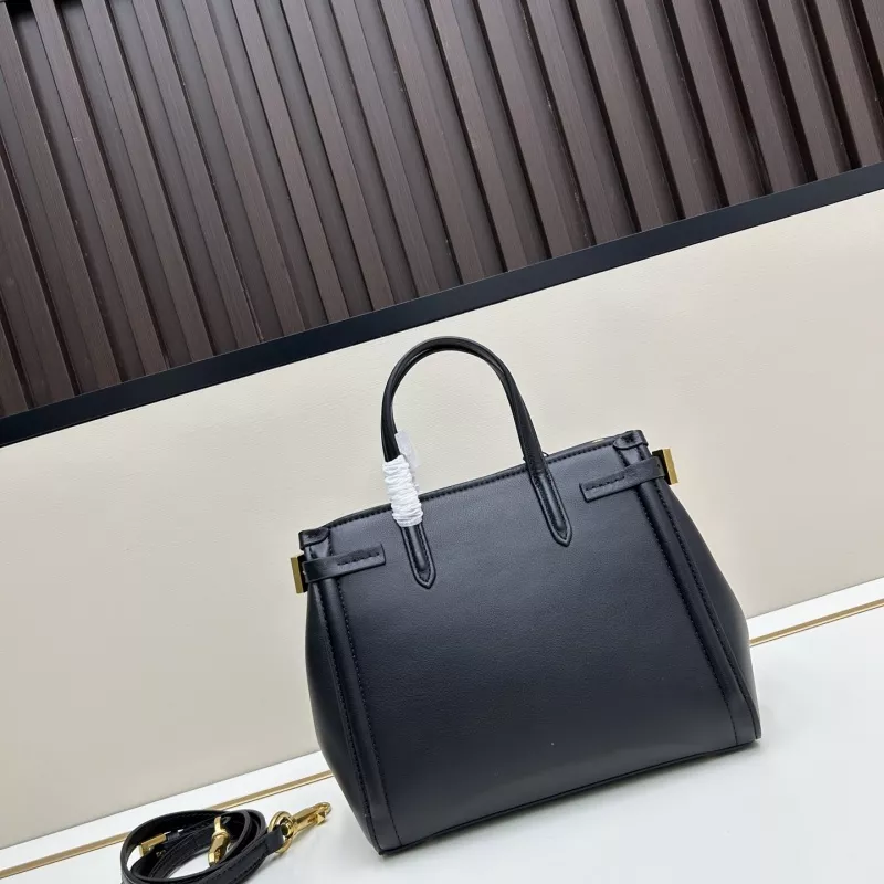 Refined 3763 Valentino AAA Quality Handbags For Women