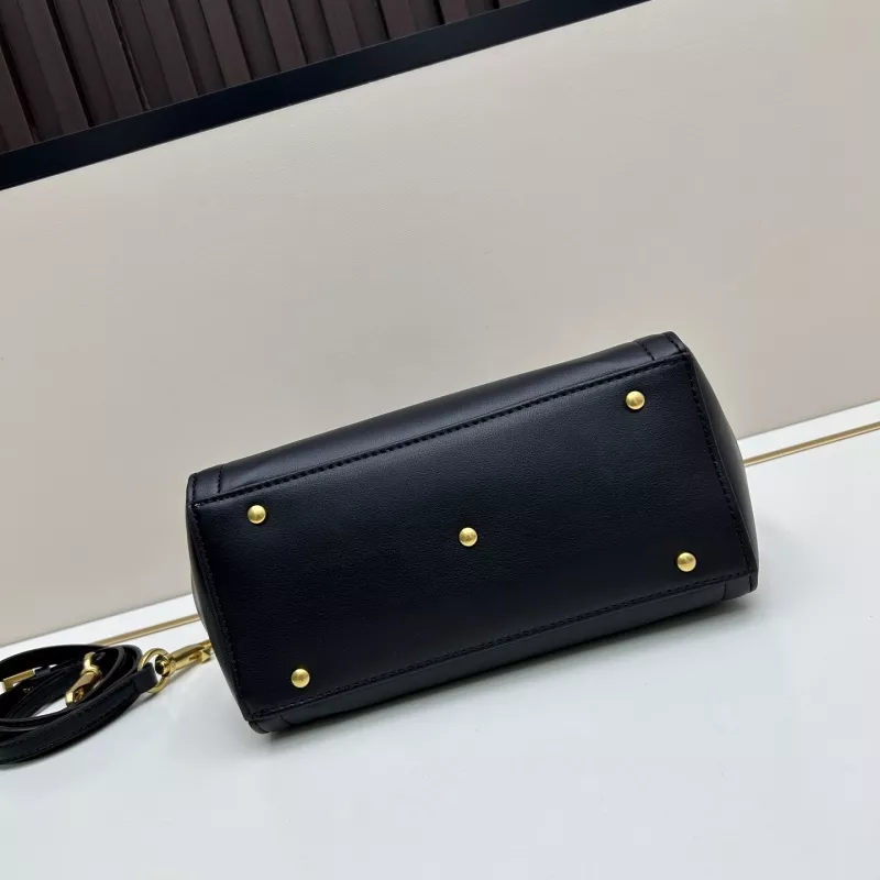 Refined 3763 Valentino AAA Quality Handbags For Women