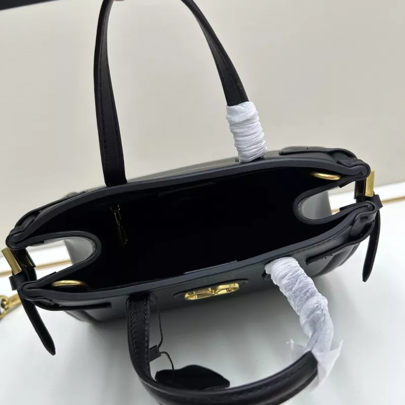 Refined 3763 Valentino AAA Quality Handbags For Women
