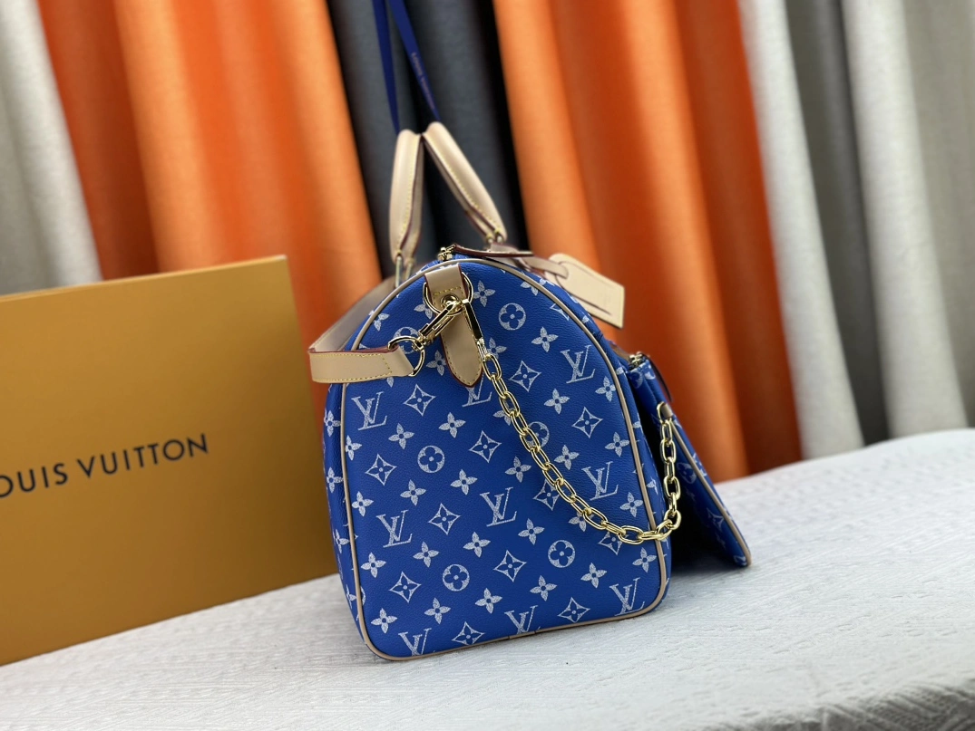 Refined 3871 Louis Vuitton Travel Bags