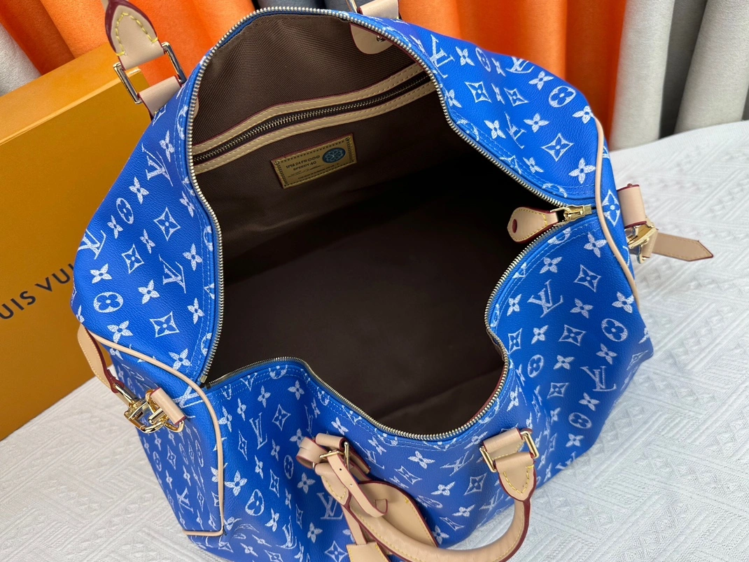 Refined 3871 Louis Vuitton Travel Bags