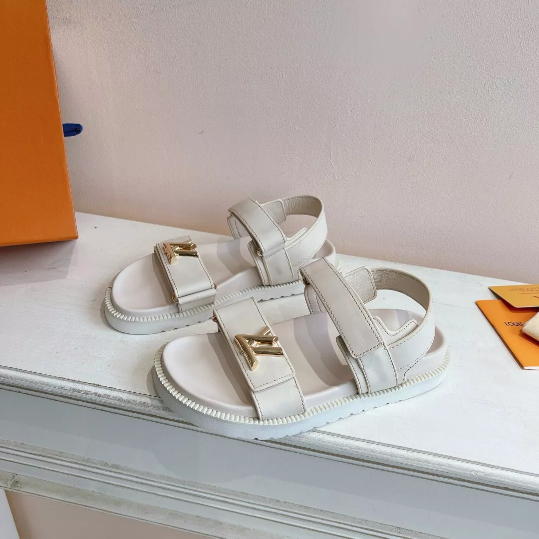 Refined 3937 Louis Vuitton Sandal For Women