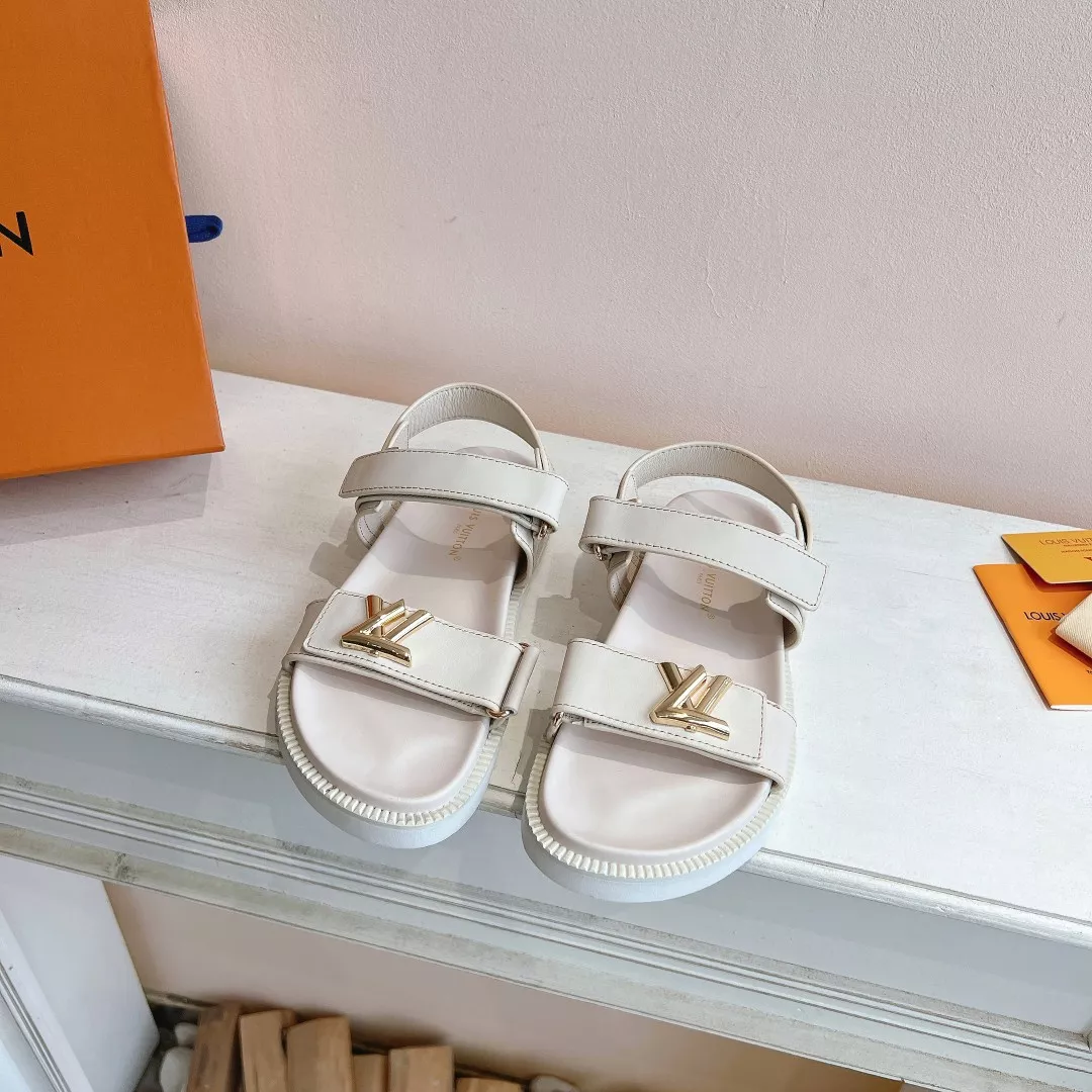 Refined 3937 Louis Vuitton Sandal For Women