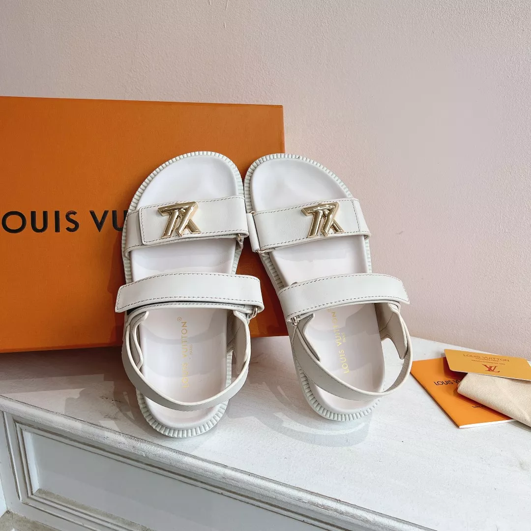 Refined 3937 Louis Vuitton Sandal For Women