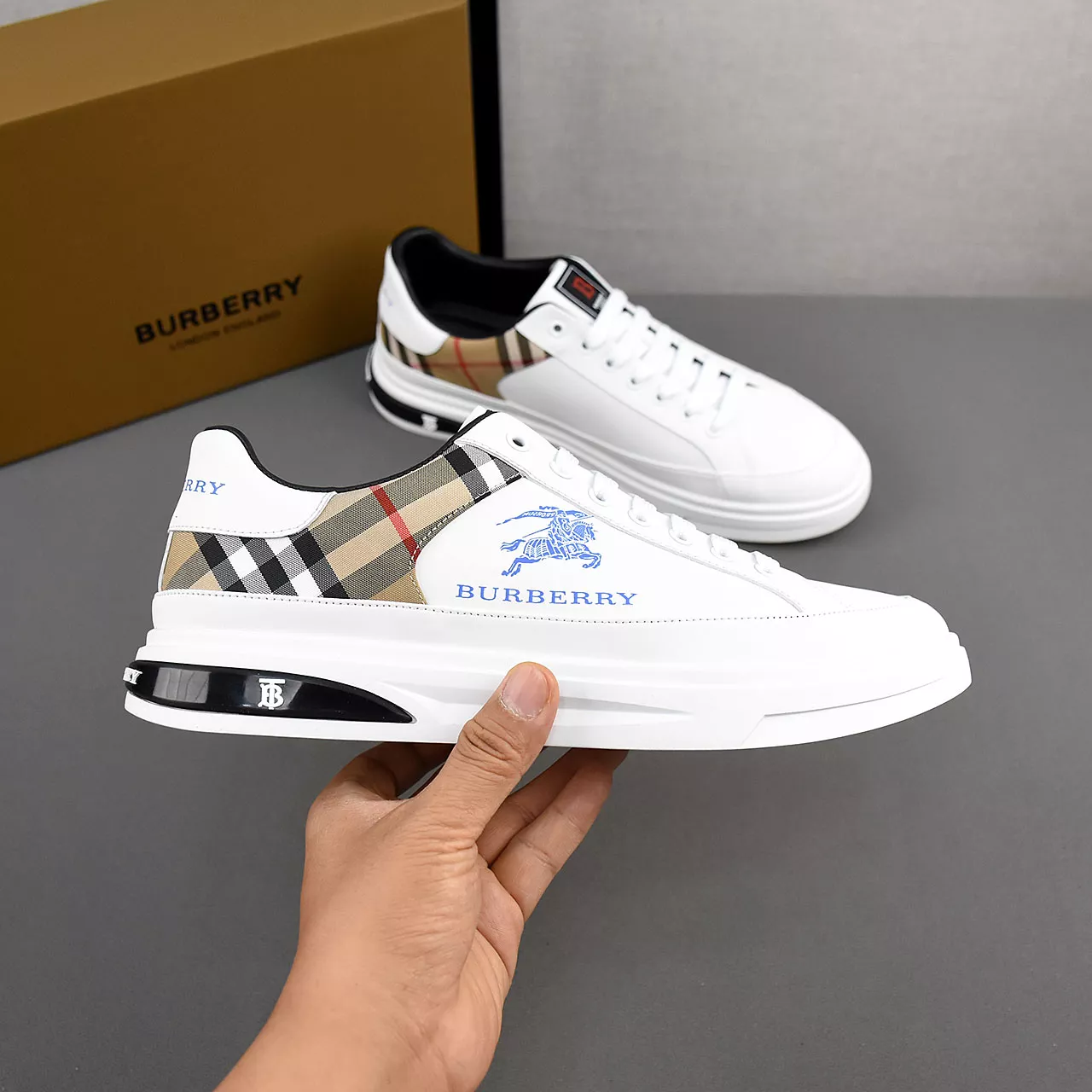 Refined 3977 Burberry Casual Shoes For Men