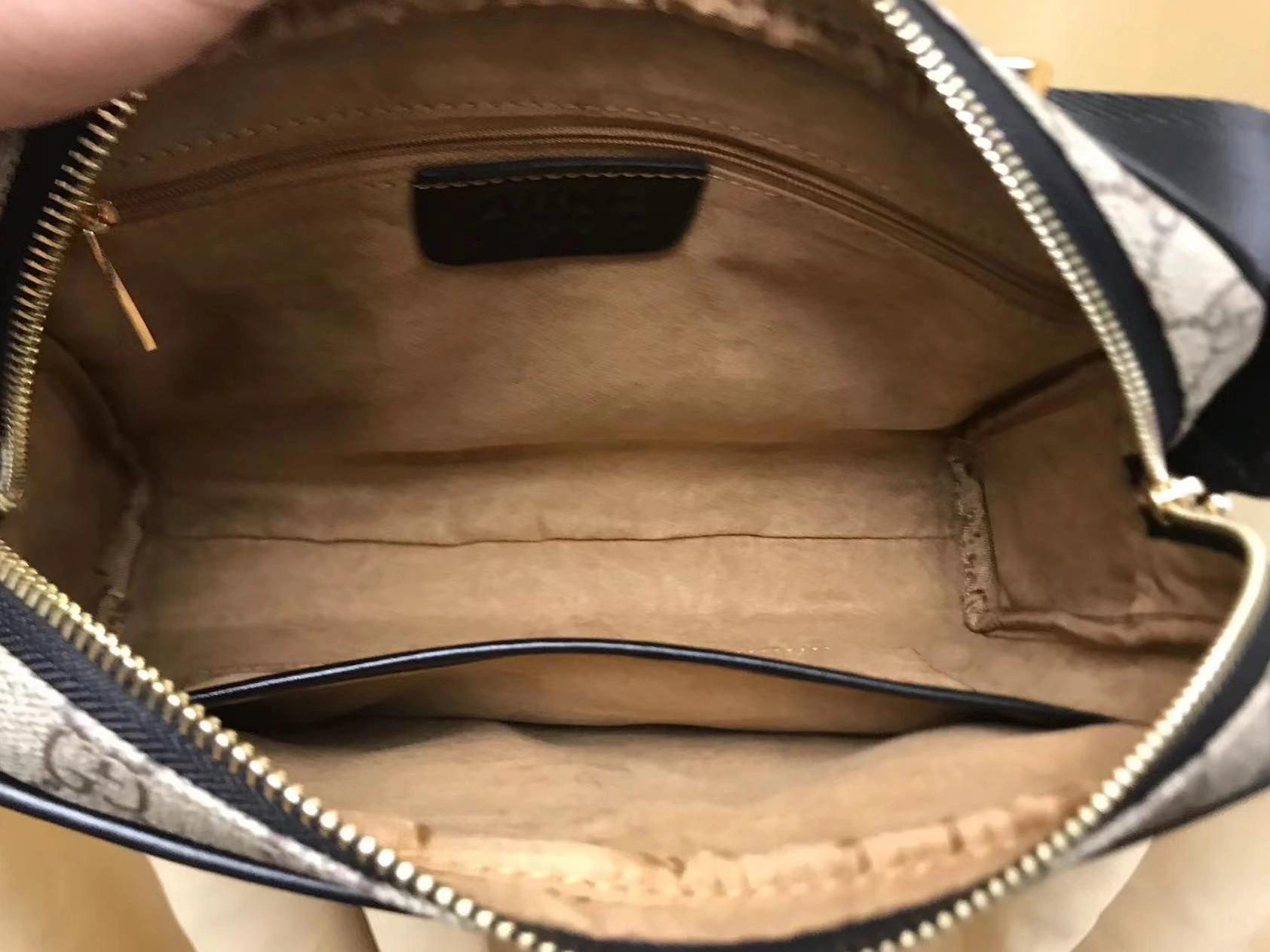 Refined 4094 Gucci AAA Man Messenger Bags