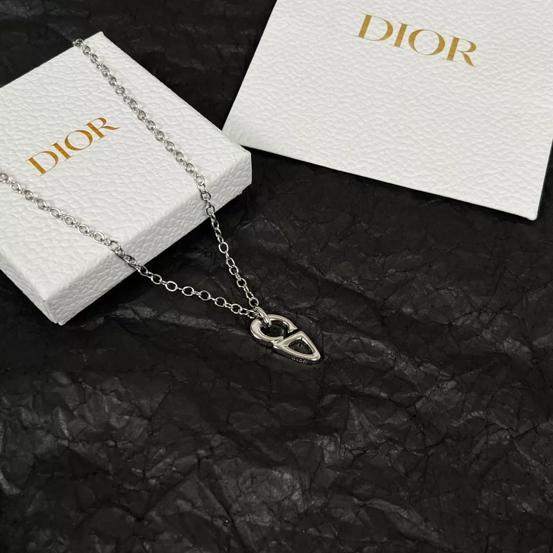 Refined 4227 Christian Dior Necklaces