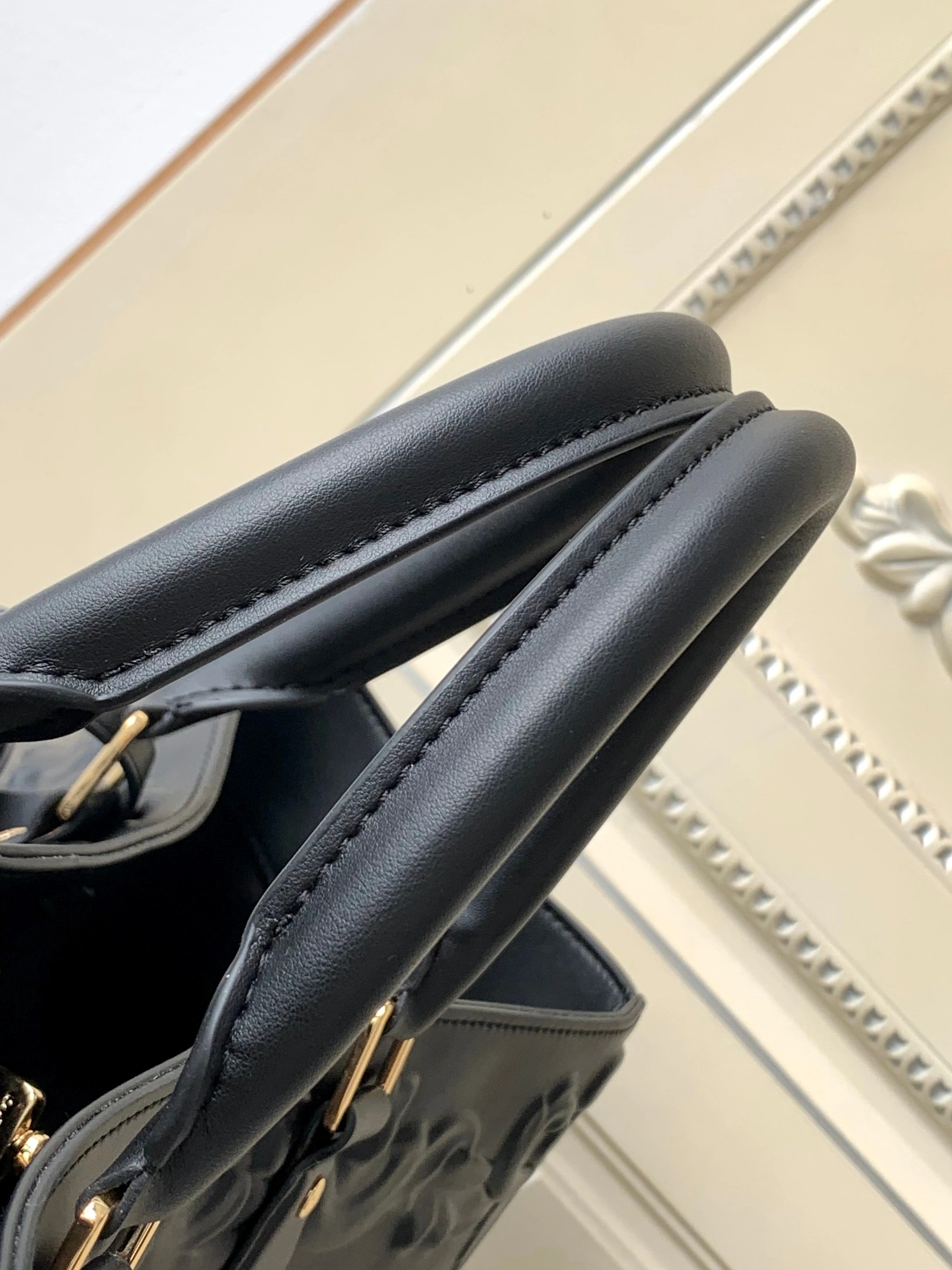 Refined 4316 Louis Vuitton AAA Quality Tote-Handbags For Women