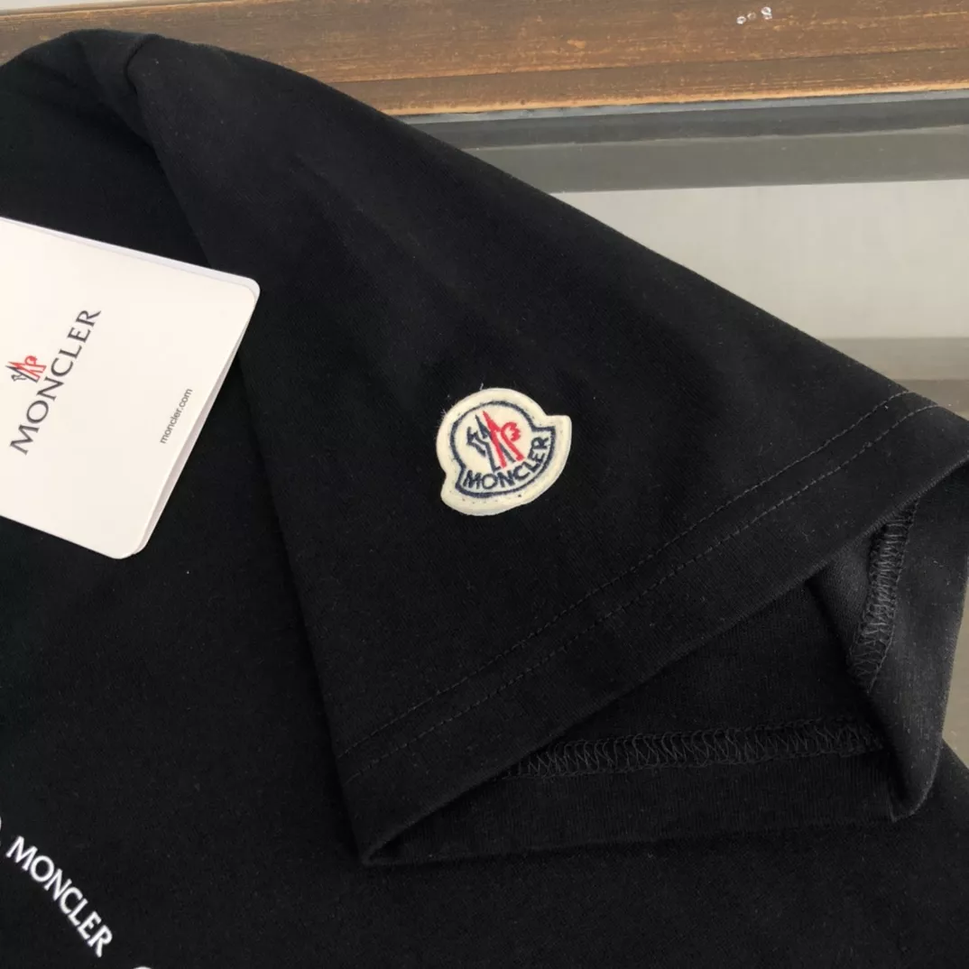 Refined 4407 Moncler T-Shirts Short Sleeved For Unisex