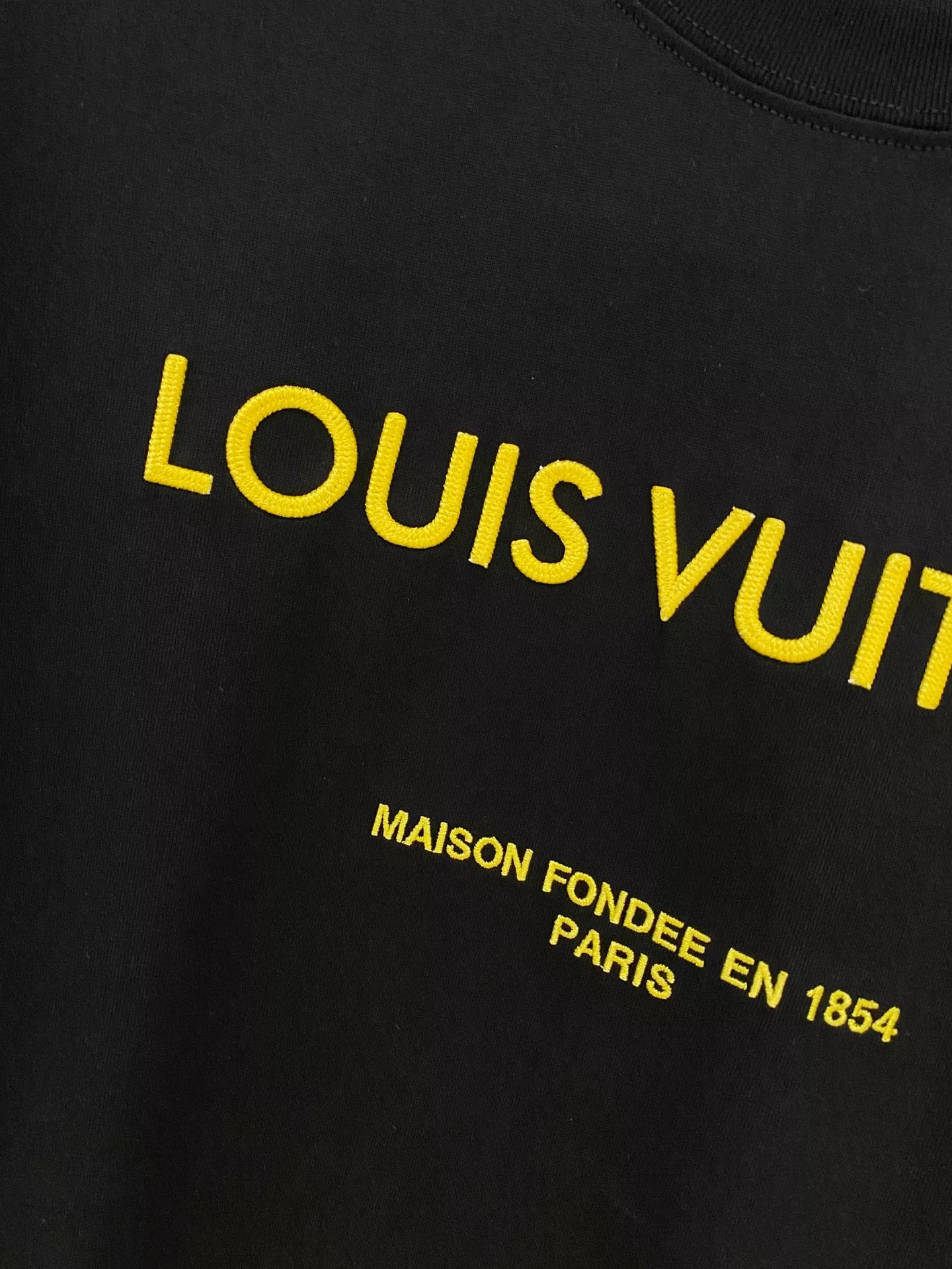 Refined 4568 Louis Vuitton LV T-Shirts Short Sleeved For Men