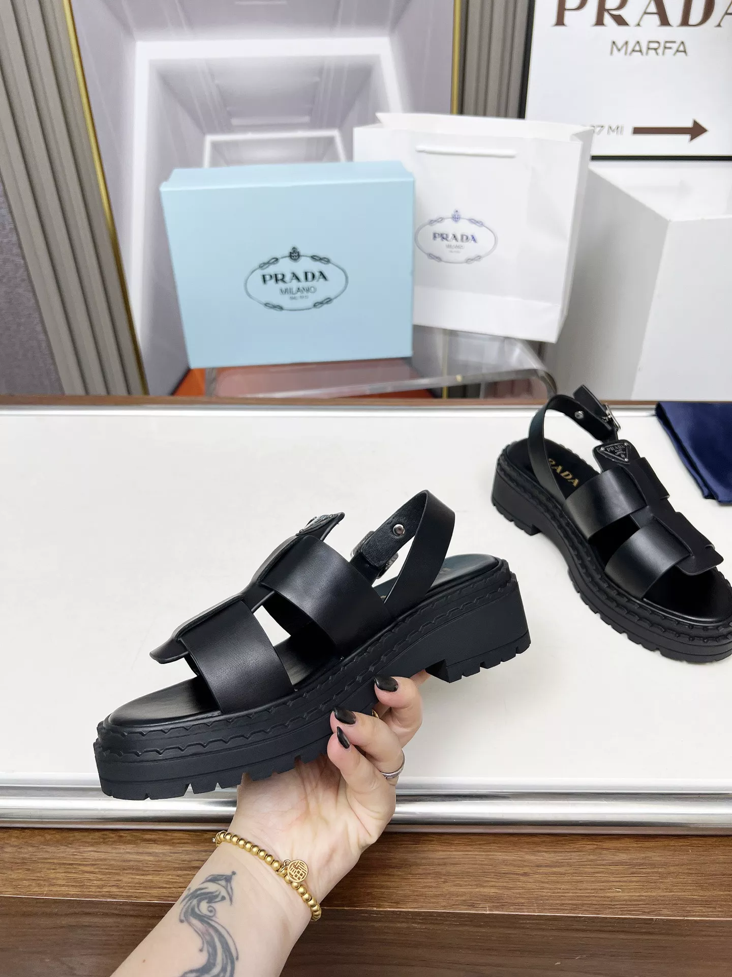 Refined 4716 Prada Sandal For Women