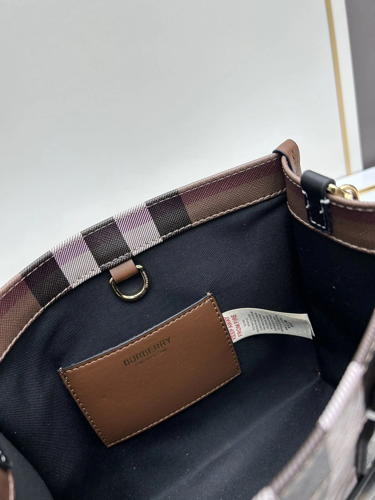 Refined 4782 Burberry AAA Quality Handbags For Women
