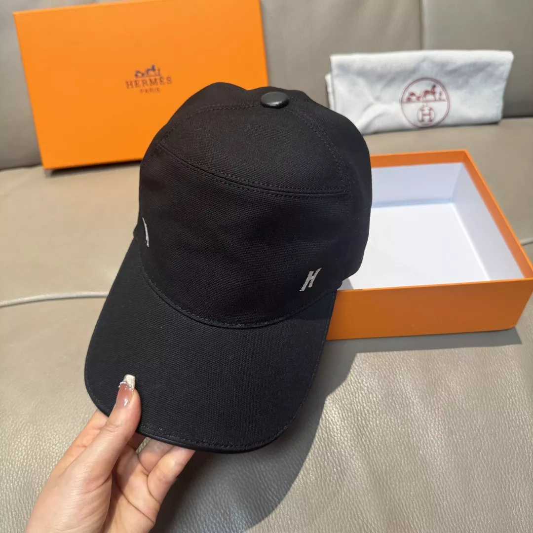 Refined 4869 Hermes Caps