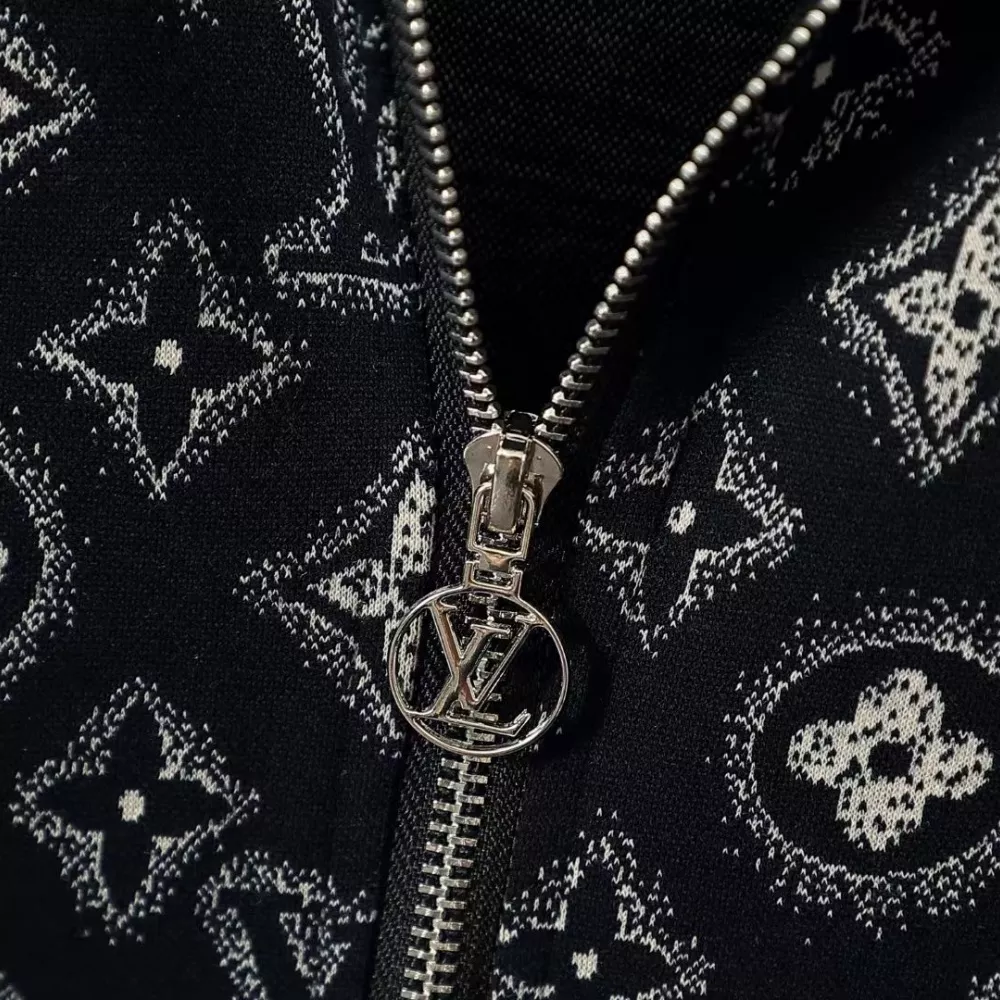 Refined 497 Louis Vuitton LV Tracksuits Long Sleeved For Men