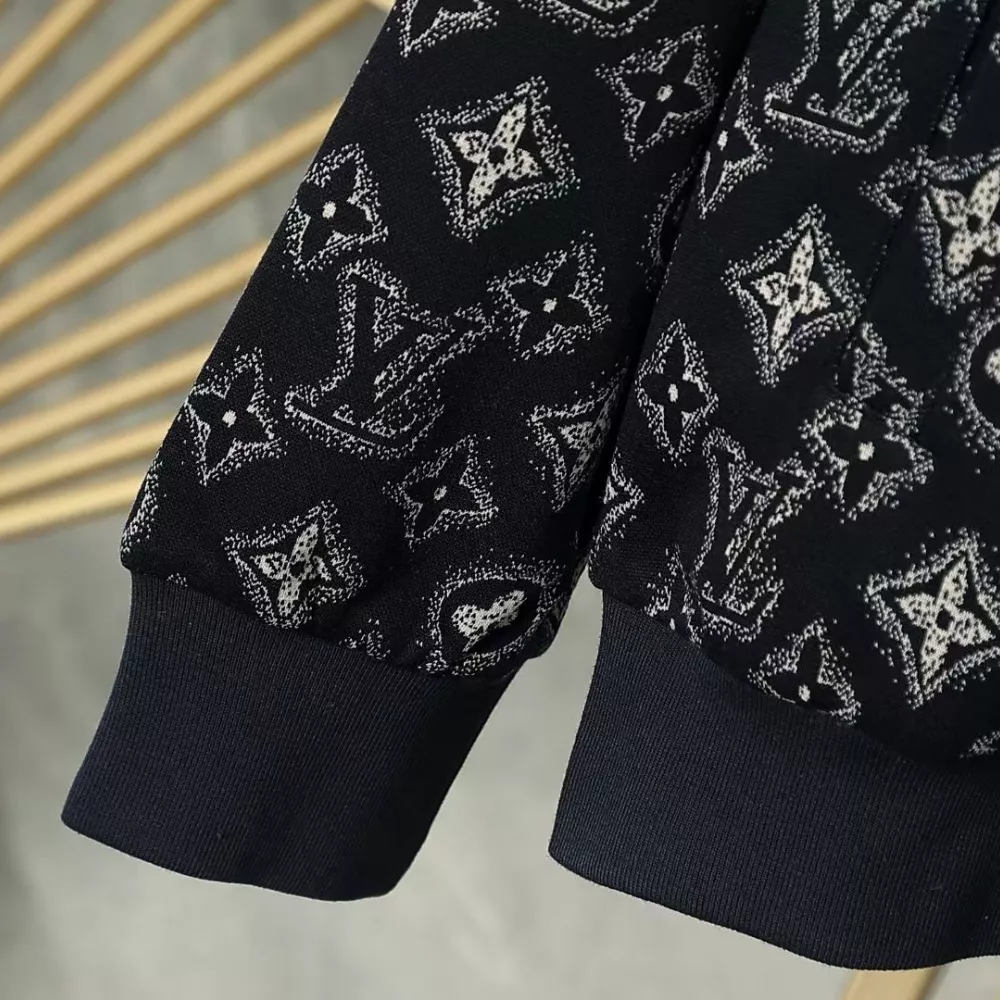 Refined 497 Louis Vuitton LV Tracksuits Long Sleeved For Men