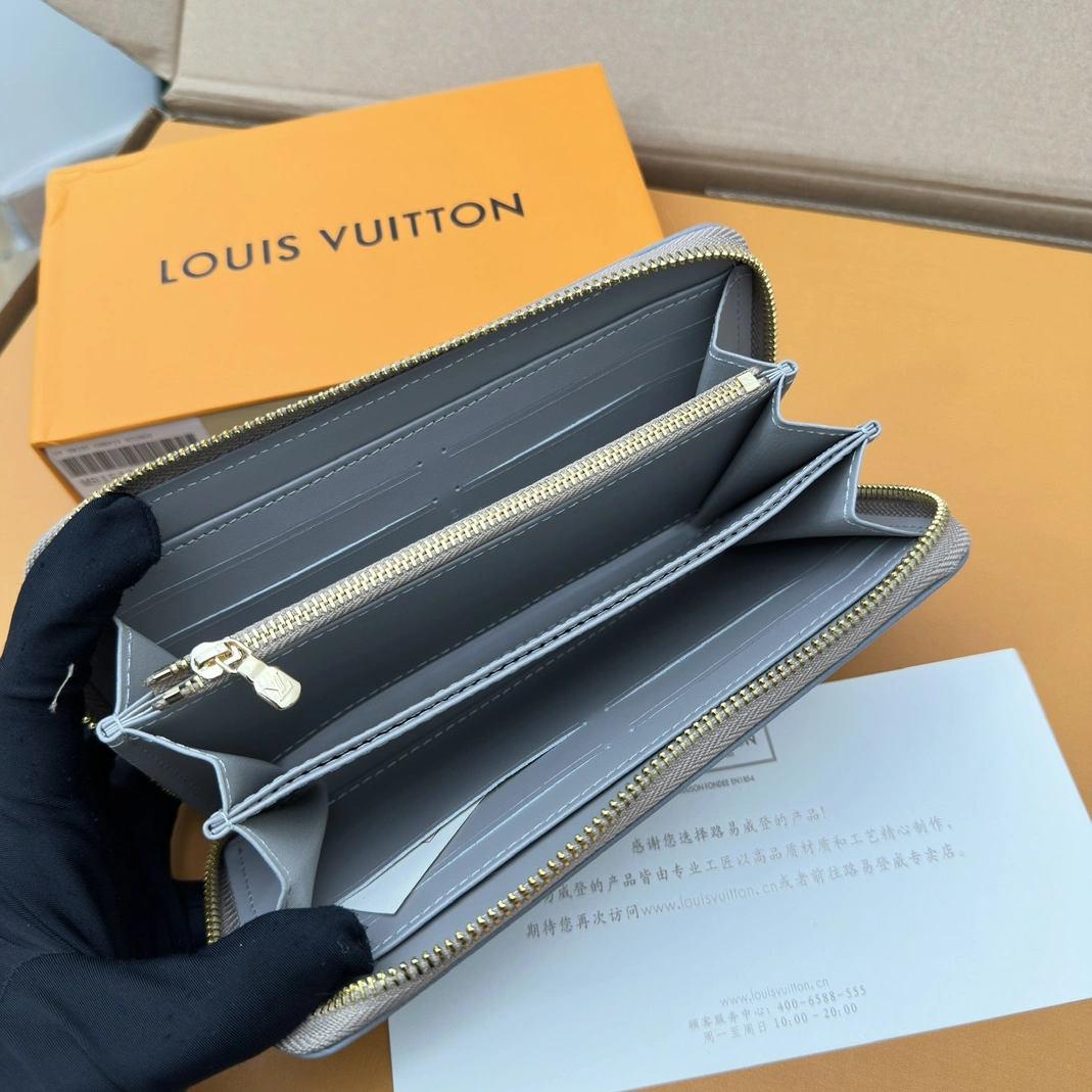 Refined 5131 Louis Vuitton LV Wallets For Women