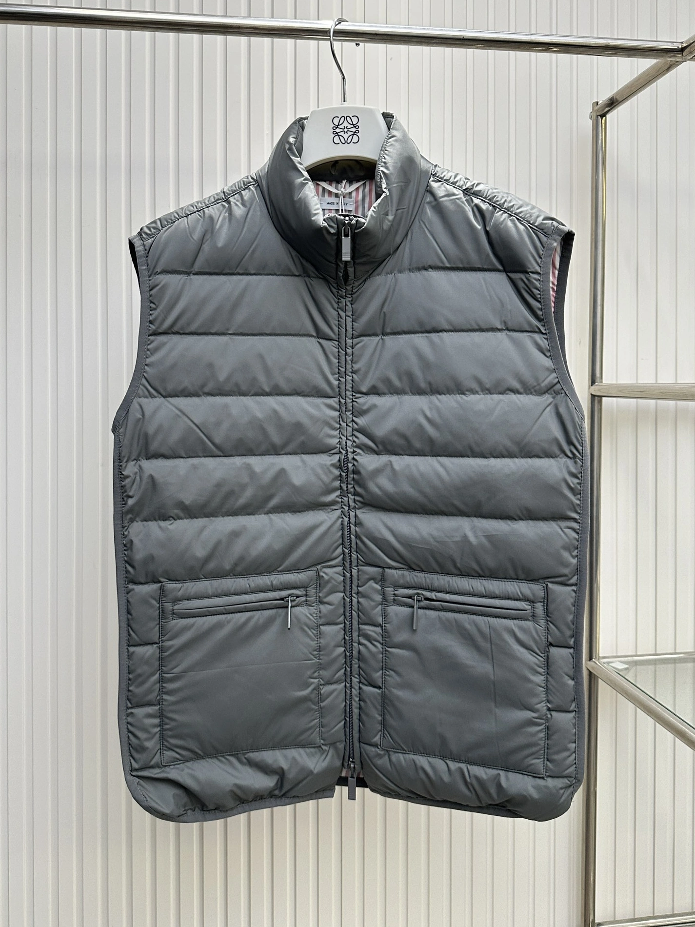 Refined 5227 Thom Browne Down Feather Coat Sleeveless For Unisex