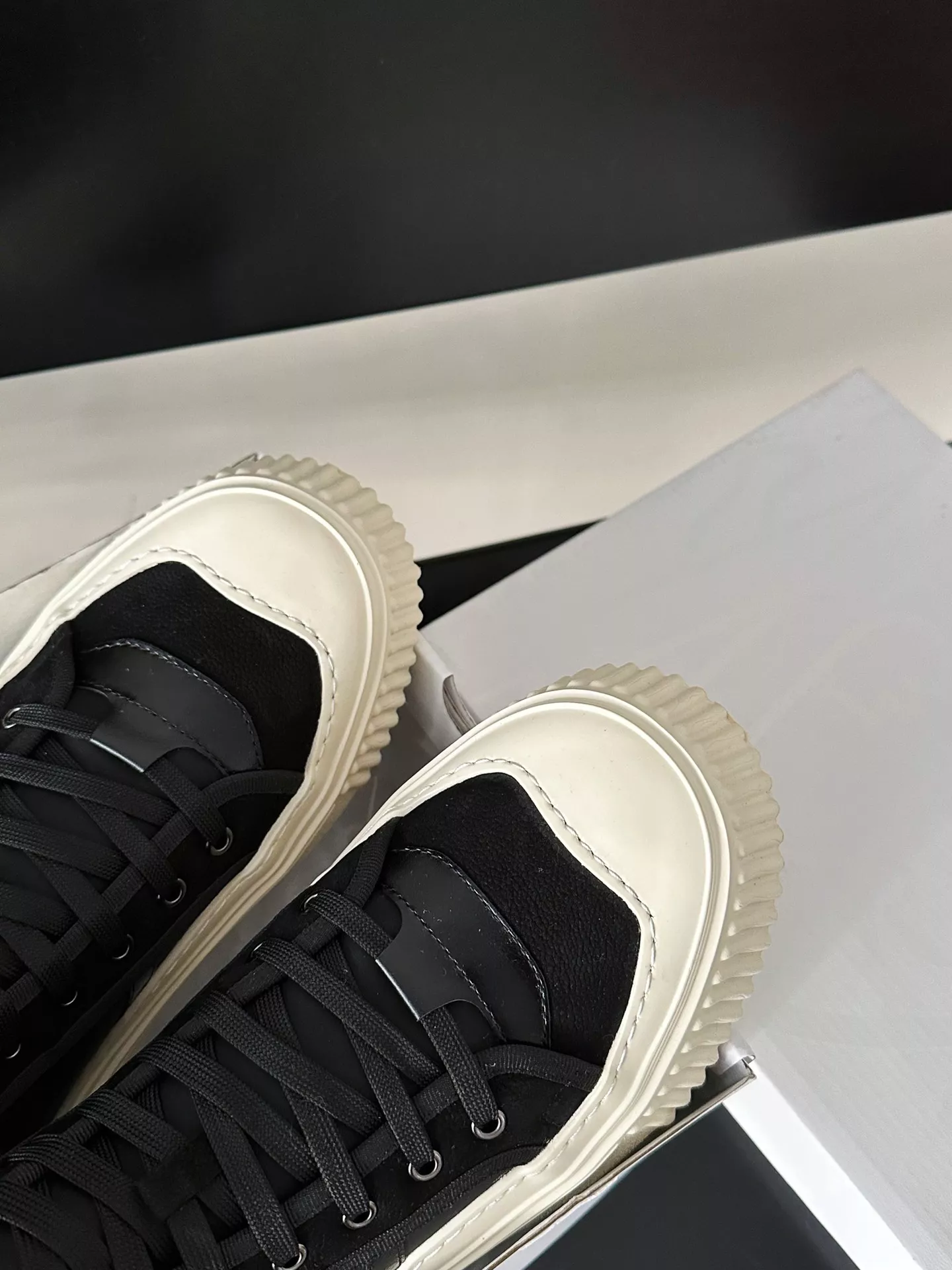 Refined 5233 Moncler Boots For Men