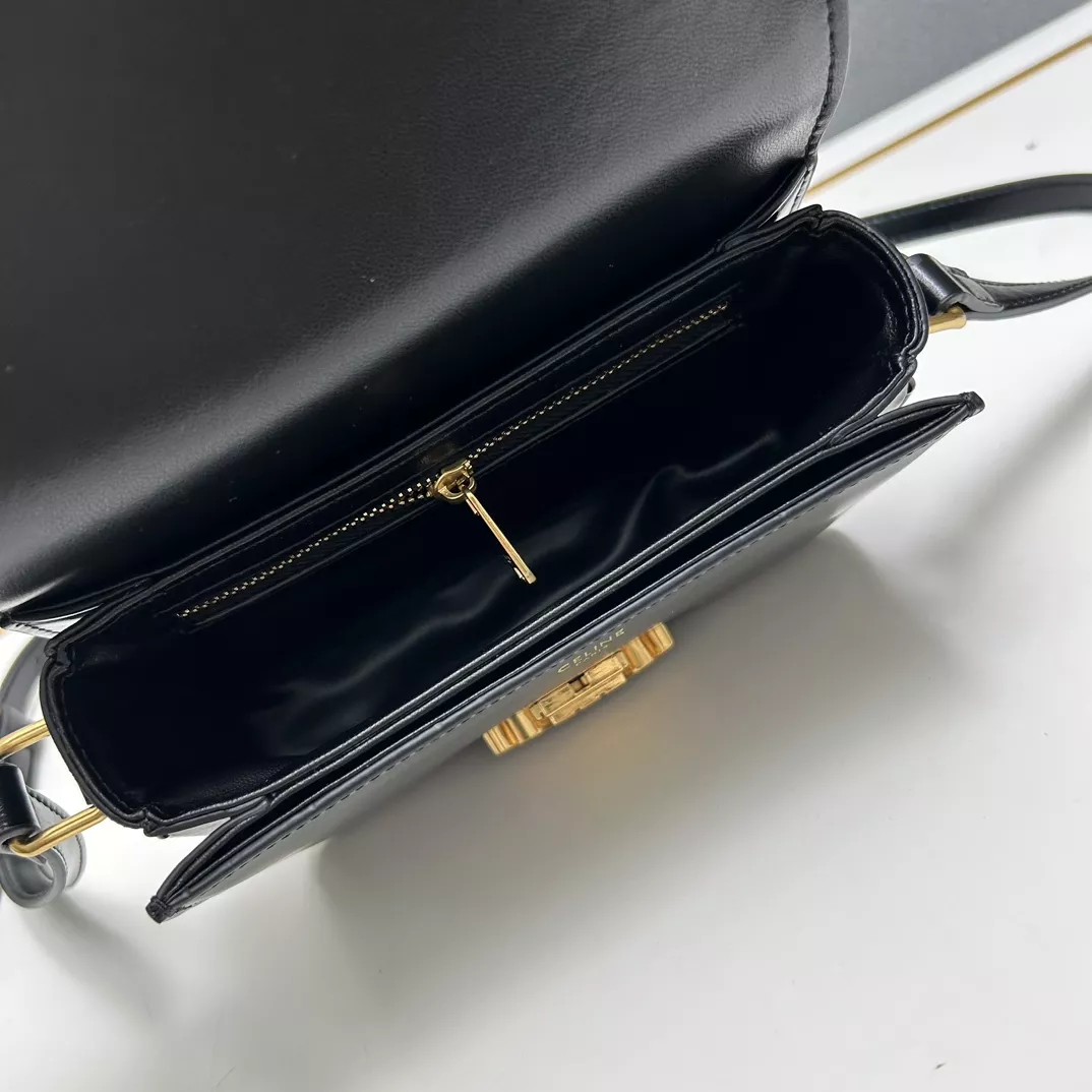 Refined 5495 Celine AAA Quality Messenger Bags For Women