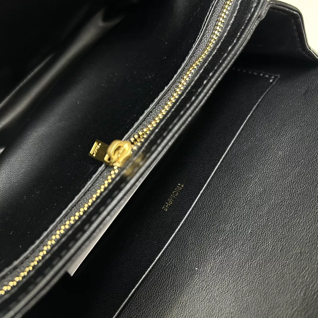 Refined 5495 Celine AAA Quality Messenger Bags For Women