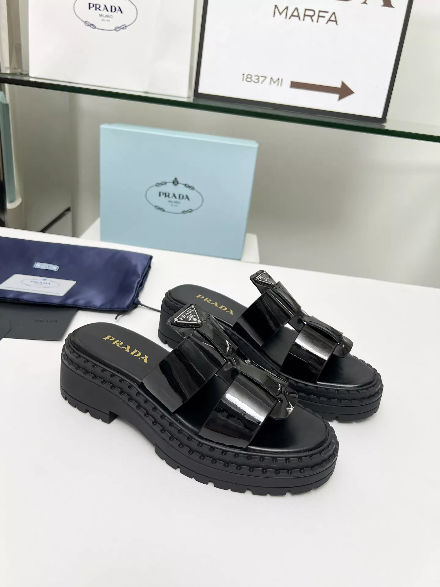 Refined 5556 Prada Slippers For Women