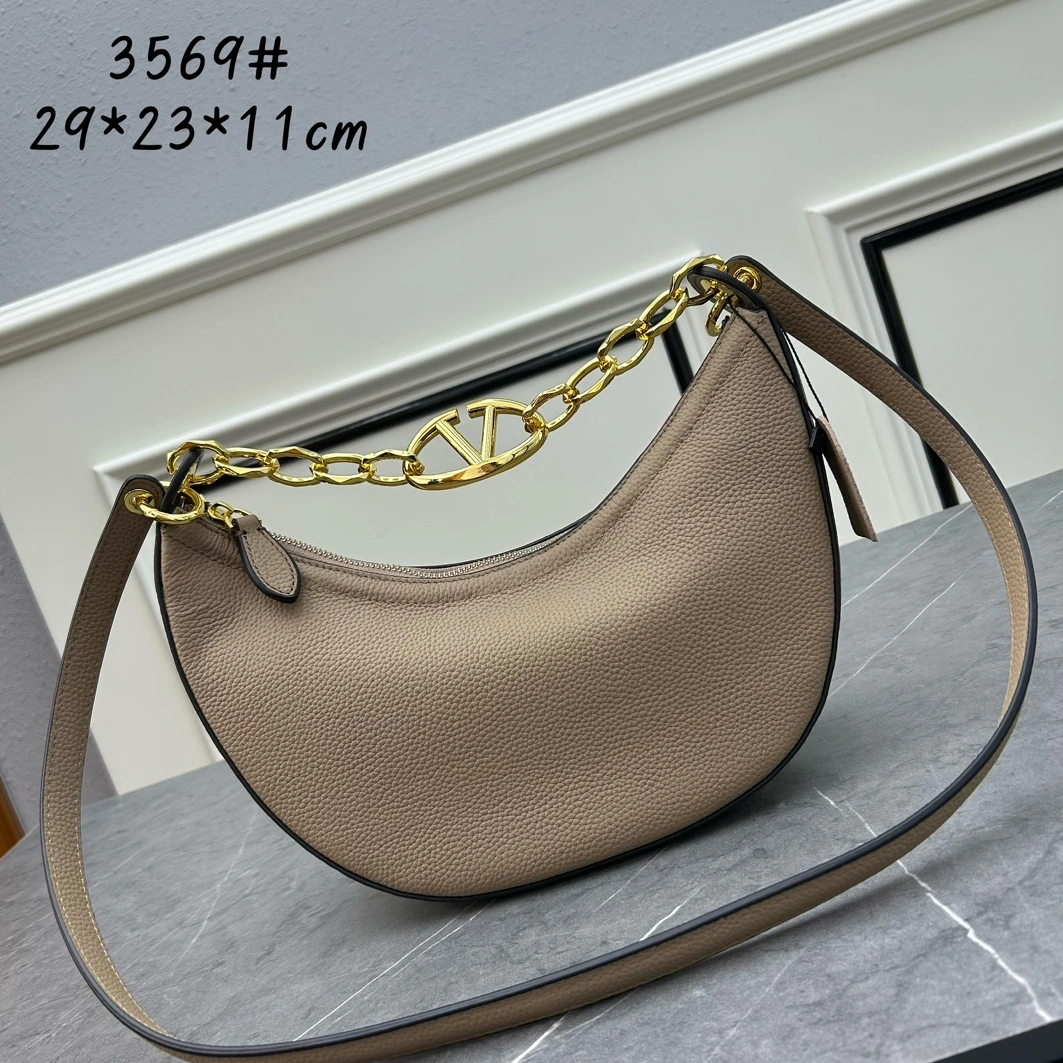 Refined 5673 Valentino AAA Quality Messenger Bags For Women